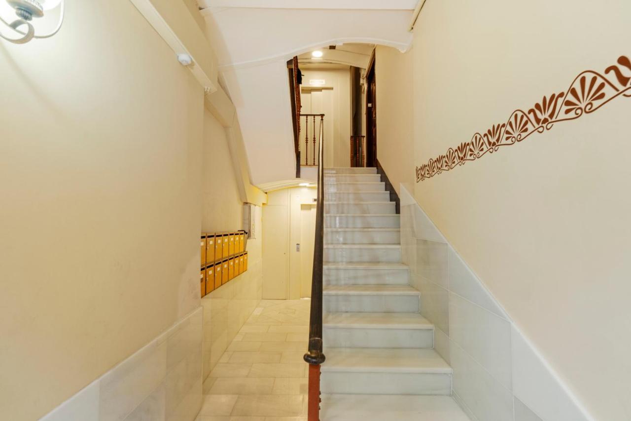 Flateli Poble Sec Apartment Barcelona Exterior photo